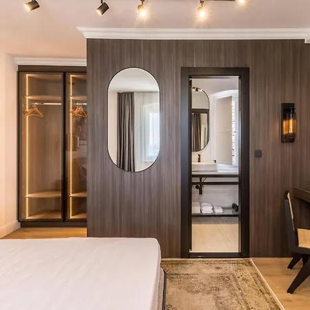 Seafront Luxury Pere 斯普利特